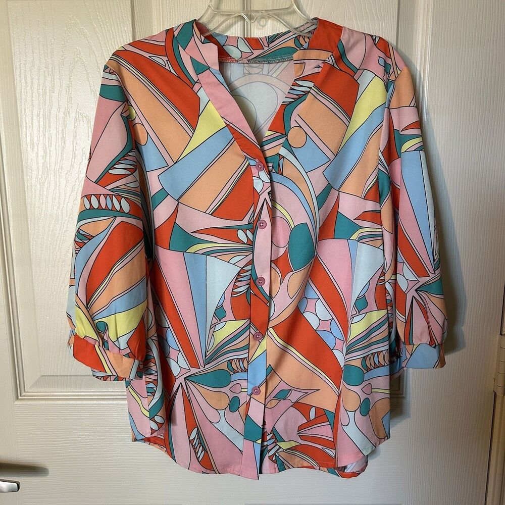 SHEIN Artsy Deco Blouse Size S (4) 3/4 Sleeve V-Neck Button Up Polyester